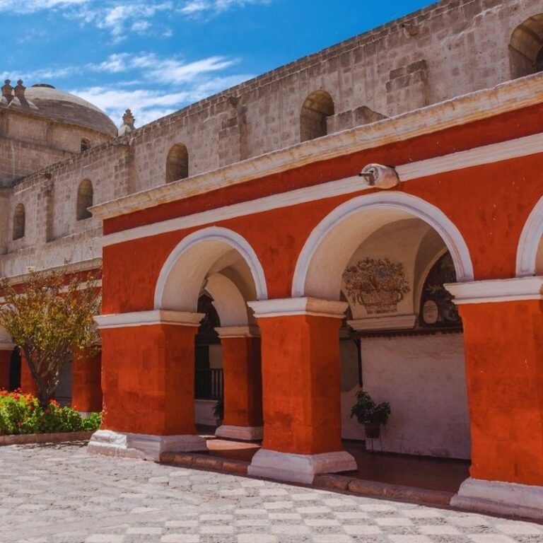 Tour Lima – Paracas – Ica – Nasca – Arequipa (7)